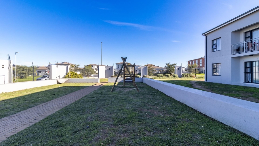 2 Bedroom Property for Sale in Parklands Western Cape